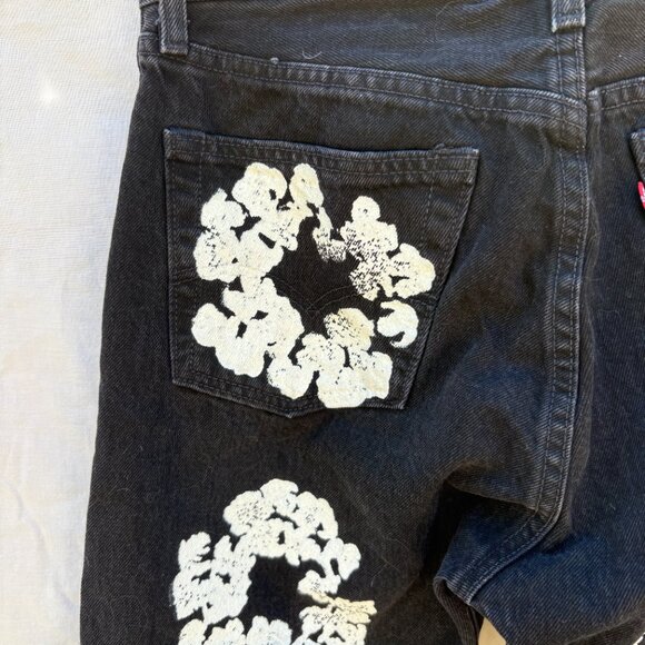 Levi Denim Tears Black Jeans Size 30 32 - Picture 3 of 4